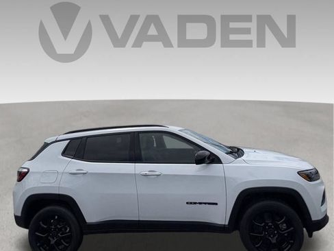 New 2026 Jeep Compass Latitude AWD/4WD image 6