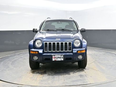 Used 2004 Jeep Liberty Limited w/ Trailer Tow Group image 3