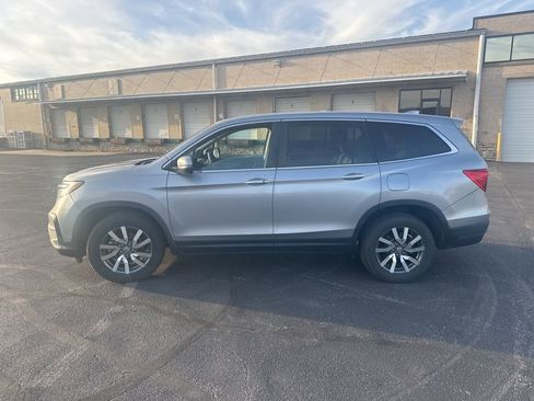 Used 2019 Honda Pilot EX image 4
