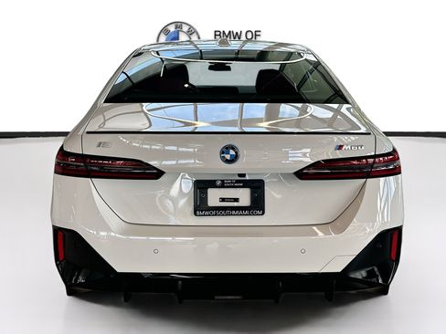New 2026 BMW i5 M60 AWD/4WD image 5