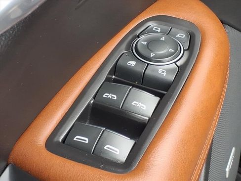 Used 2019 Cadillac XT5 Luxury image 13