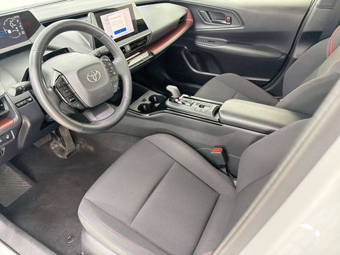 Used 2024 Toyota Prius Prime FWD image 23