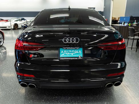 Used 2024 Audi S6 Prestige AWD/4WD image 7