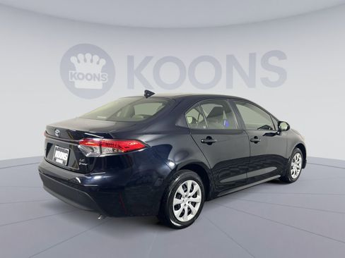 Used 2025 Toyota Corolla LE image 4
