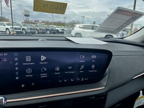 Used 2025 Buick Envision Sport Touring image 12