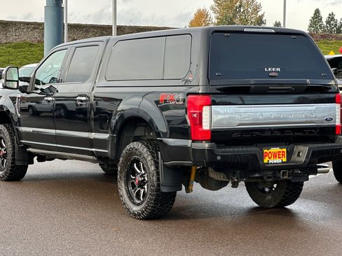 Used 2017 Ford F250 Platinum w/ Platinum Ultimate Package image 6