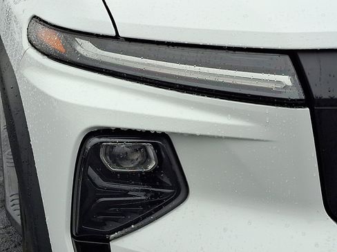 Used 2024 Chevrolet Silverado EV W/T image 9