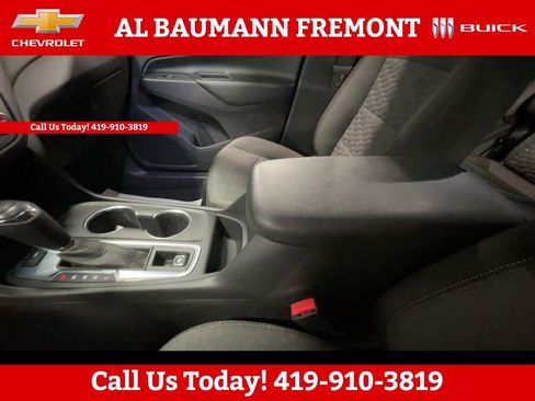 Used 2021 Chevrolet Equinox LT image 22