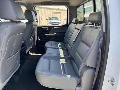 Used 2015 GMC Sierra 1500 SLT w/ SLT Crew Cab Value Package AWD/4WD image 19
