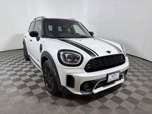 Certified 2024 MINI Cooper Countryman S image 2