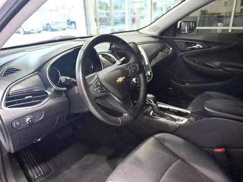Used 2024 Chevrolet Malibu LT FWD image 19