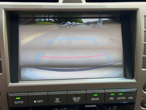 Used 2015 Lexus GX 460 w/ Premium Package AWD/4WD image 22