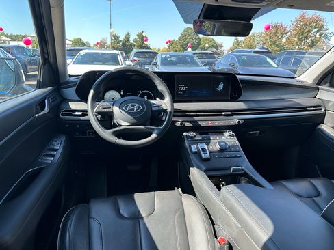 Used 2023 Hyundai Palisade Limited w/ Cargo Package image 12