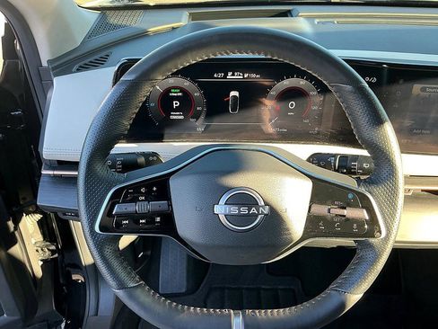 Certified 2023 Nissan Ariya FWD image 14