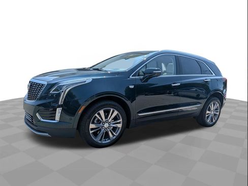Certified 2024 Cadillac XT5 Premium Luxury w/ Technology Package FWD image 7