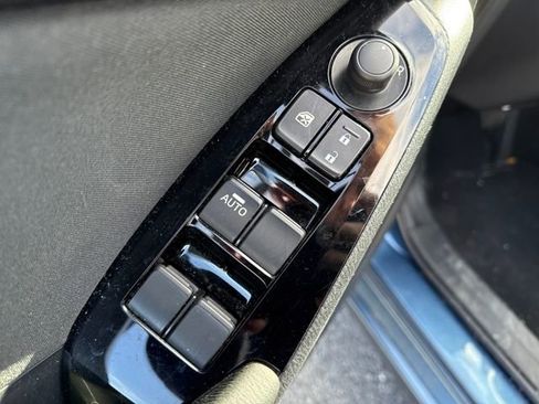 Used 2018 MAZDA MAZDA3 Sport image 16