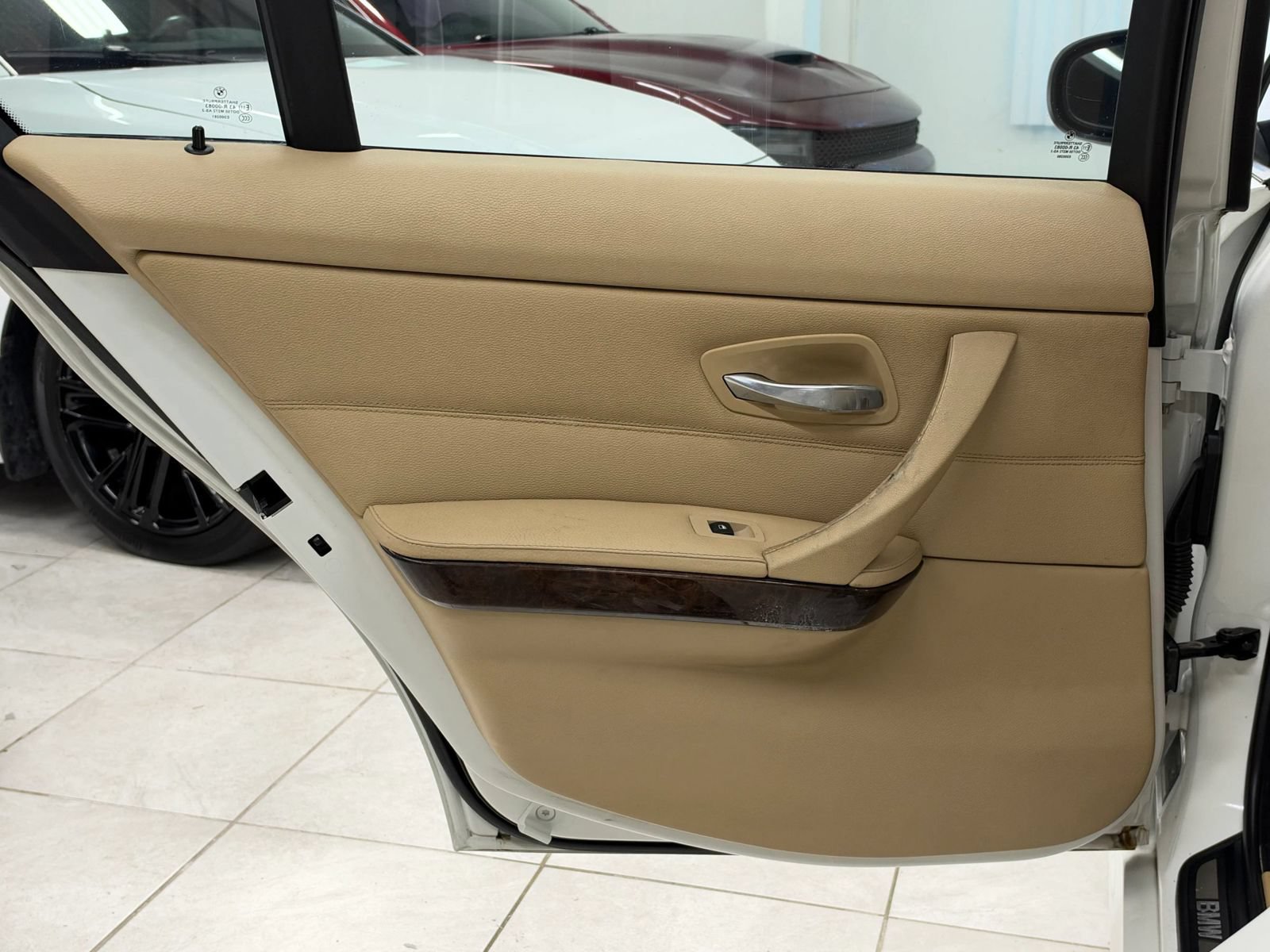 Used 2010 BMW 328i Sedan RWD image 16
