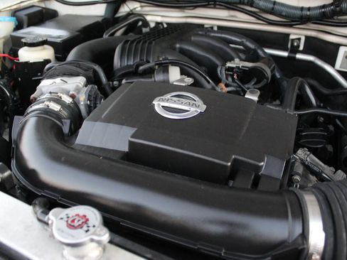 Used 2011 Nissan Xterra S w/ 4X4 Value Package image 18