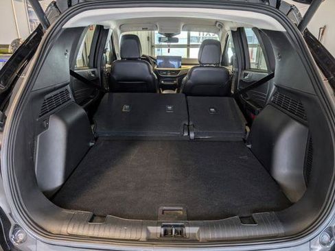 Certified 2024 Ford Escape Platinum AWD/4WD image 30
