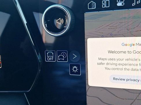 New 2026 Chevrolet Equinox EV LT image 30