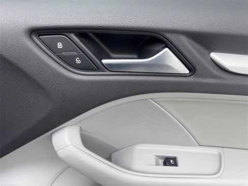 Used 2015 Audi A3 1.8T Premium image 49