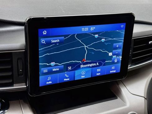 Used 2021 Ford Explorer XLT w/ Equipment Group 202A AWD/4WD image 13