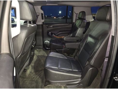 Used 2015 Chevrolet Suburban LTZ image 12