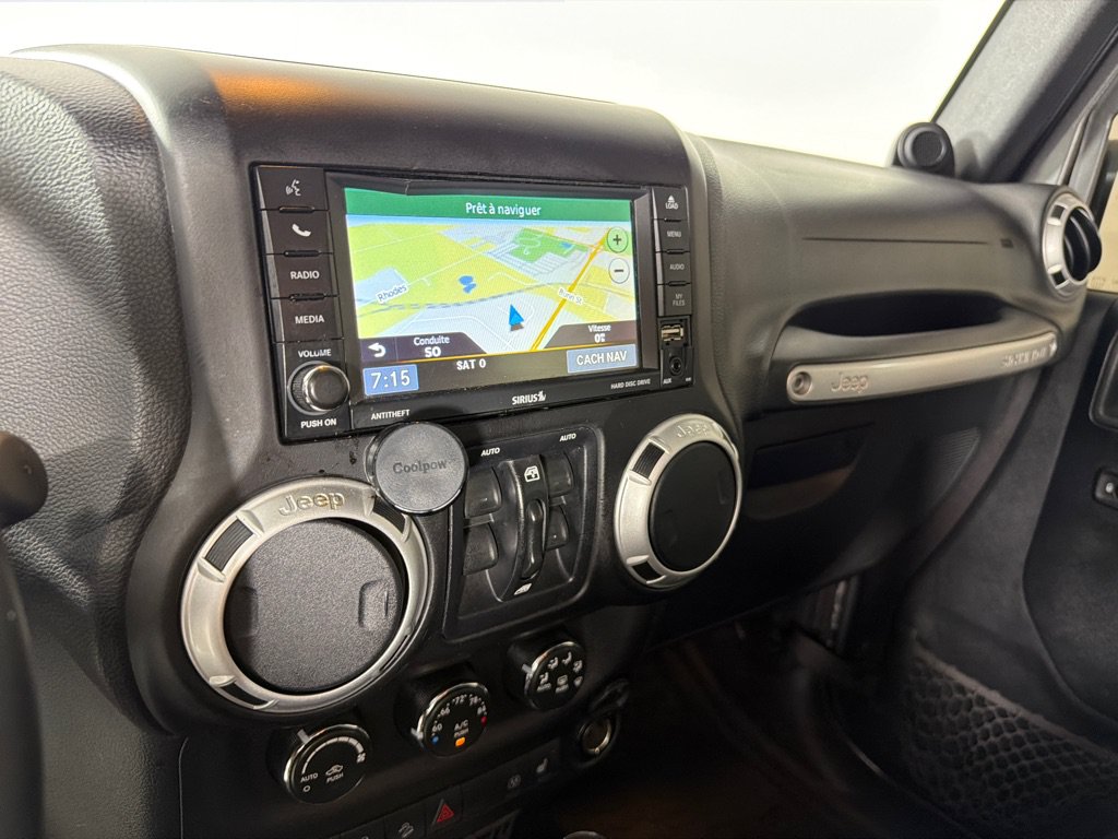 Used 2014 Jeep Wrangler Unlimited Sahara w/ Max Tow Package AWD/4WD image 15