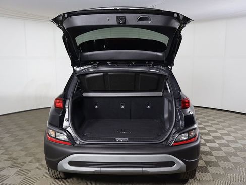 Used 2023 Hyundai Kona SE AWD/4WD image 14