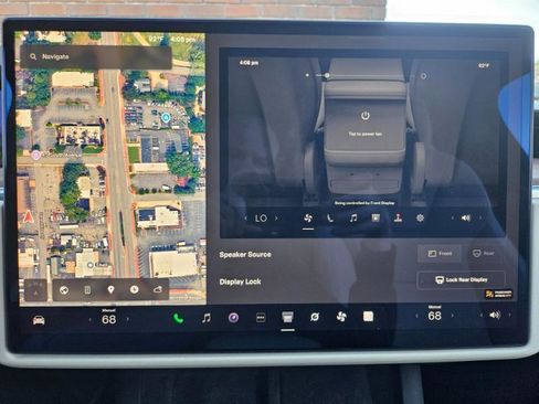 Used 2023 Tesla Model X image 40