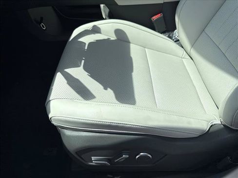 Certified 2026 Hyundai Santa Fe SEL FWD image 4