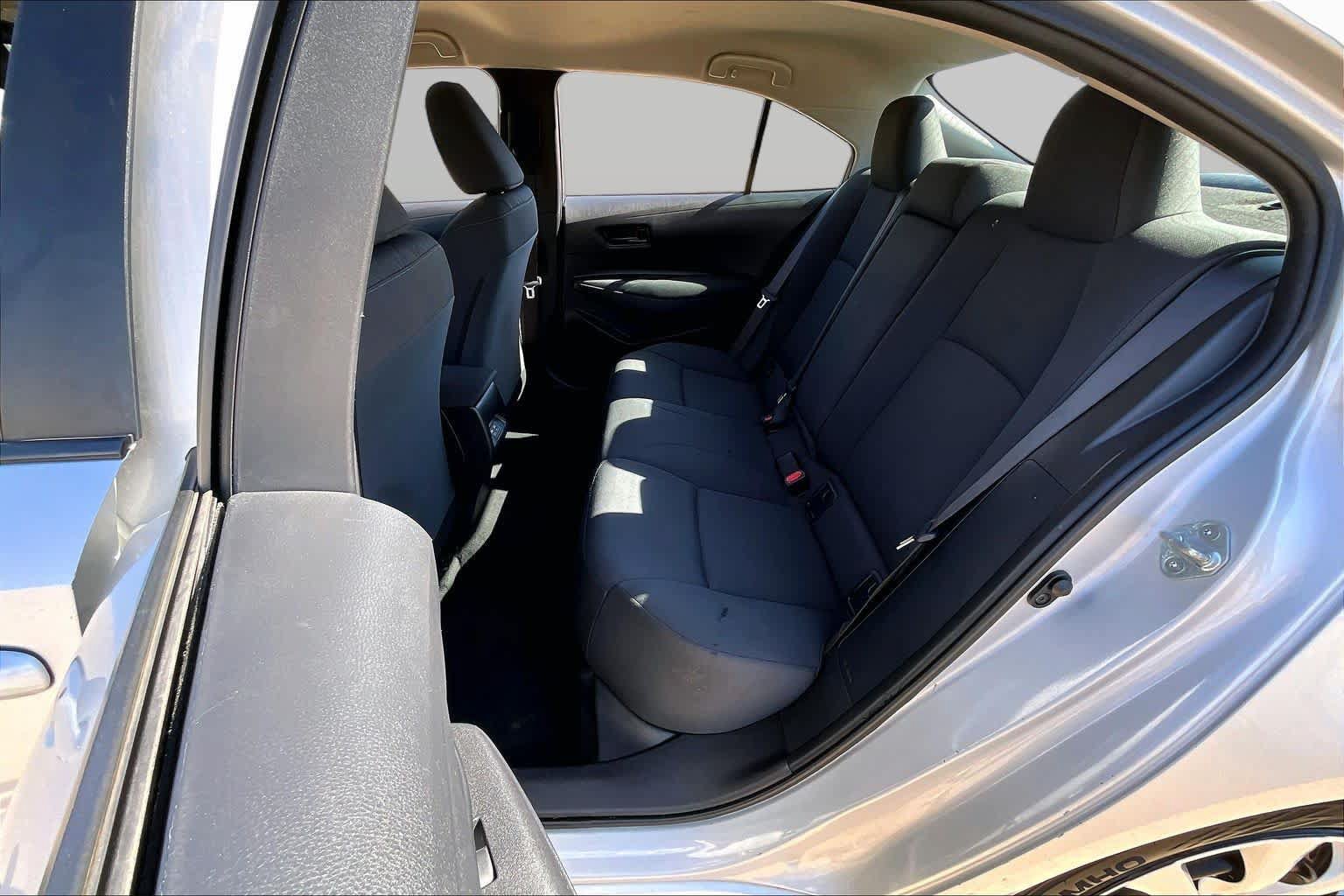 Used 2024 Toyota Corolla LE FWD image 19