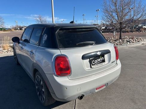 Used 2017 MINI Cooper 4-Door Hardtop image 20