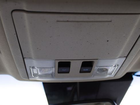 Used 2012 Ford Taurus SHO AWD/4WD image 22