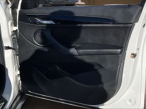 Used 2020 BMW X1 xDrive28i w/ Convenience Package image 24