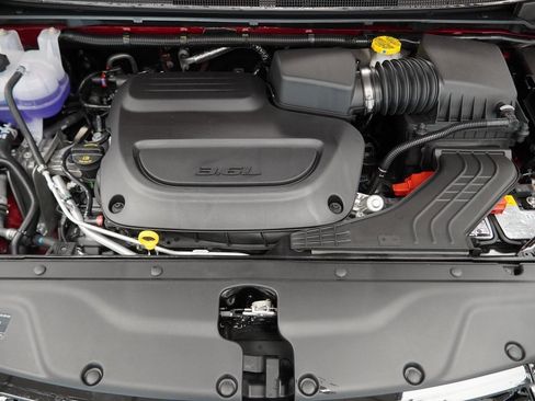 Certified 2025 Chrysler Pacifica Select image 46