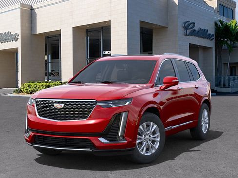 New 2025 Cadillac XT6 Luxury image 7