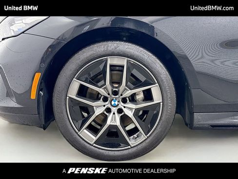 Used 2026 BMW 530i RWD image 2