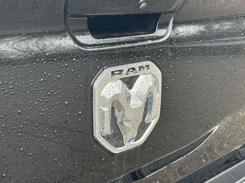 Used 2021 RAM 1500 Big Horn AWD/4WD image 10