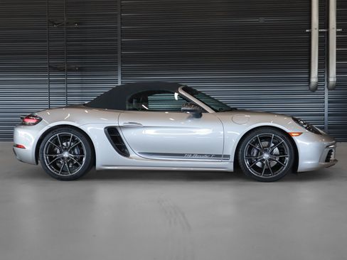Certified 2023 Porsche 718 Boxster RWD image 10