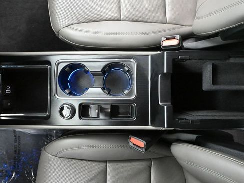 Used 2024 Lincoln Corsair Reserve image 33