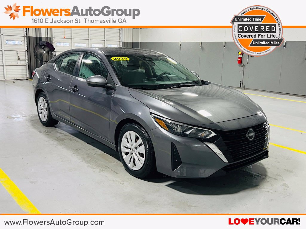 Used 2025 Nissan Sentra S FWD image 1