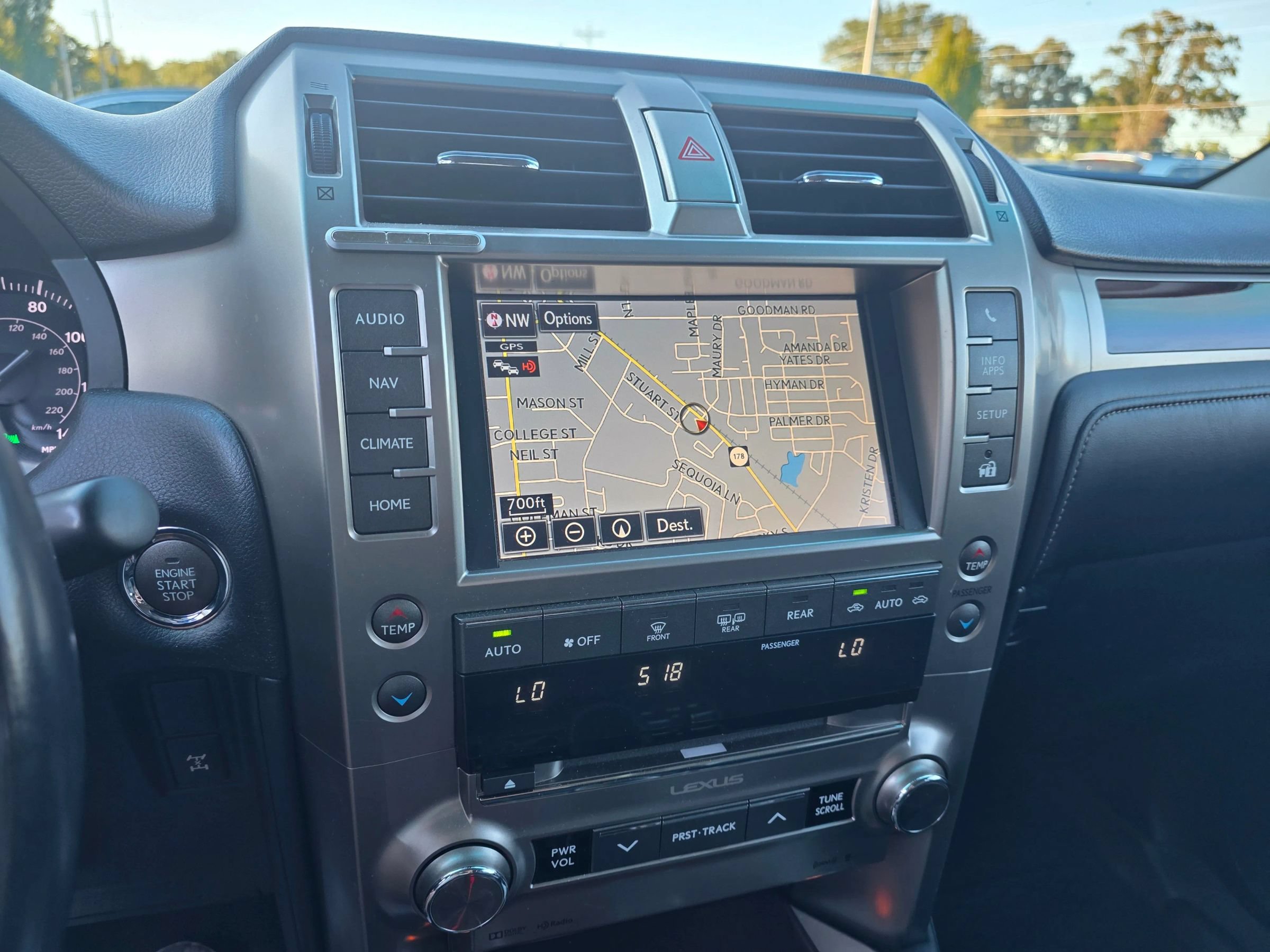 Used 2015 Lexus GX 460 w/ Premium Package AWD/4WD image 16