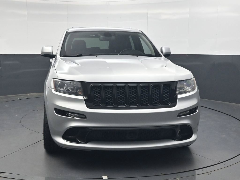 Used 2012 Jeep Grand Cherokee SRT8 w/ Luxury Group II AWD/4WD image 10