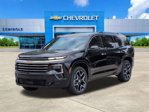 New 2026 Chevrolet Traverse High Country FWD image 2