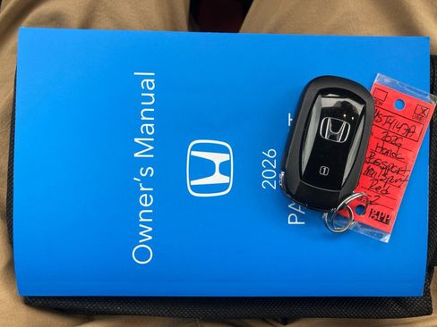 Certified 2026 Honda Passport TrailSport image 38