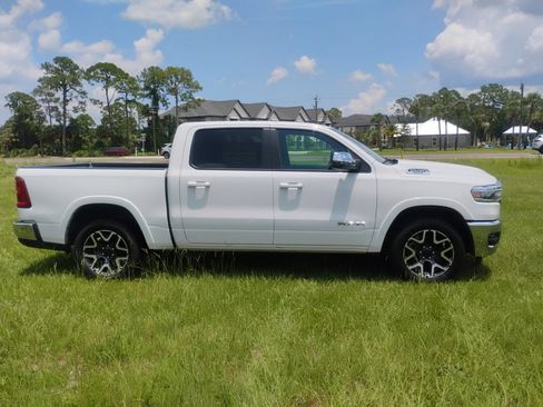 Certified 2025 RAM 1500 Laramie AWD/4WD image 4