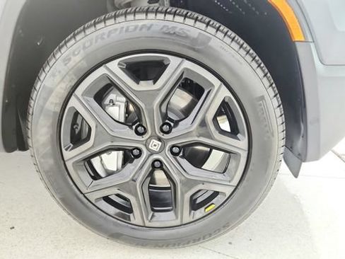 Used 2026 Rivian R1S Adventure AWD/4WD image 76