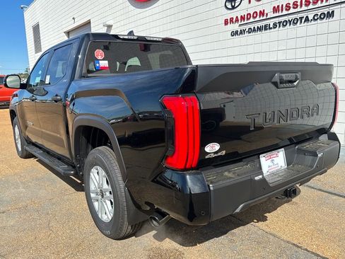 New 2026 Toyota Tundra SR5 image 4