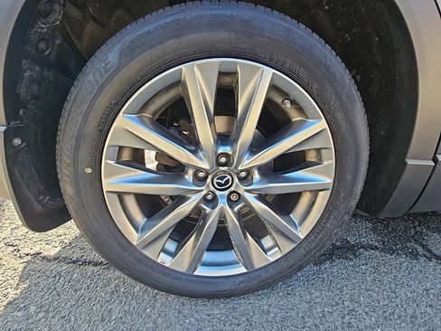 Used 2018 MAZDA CX-9 Signature image 16